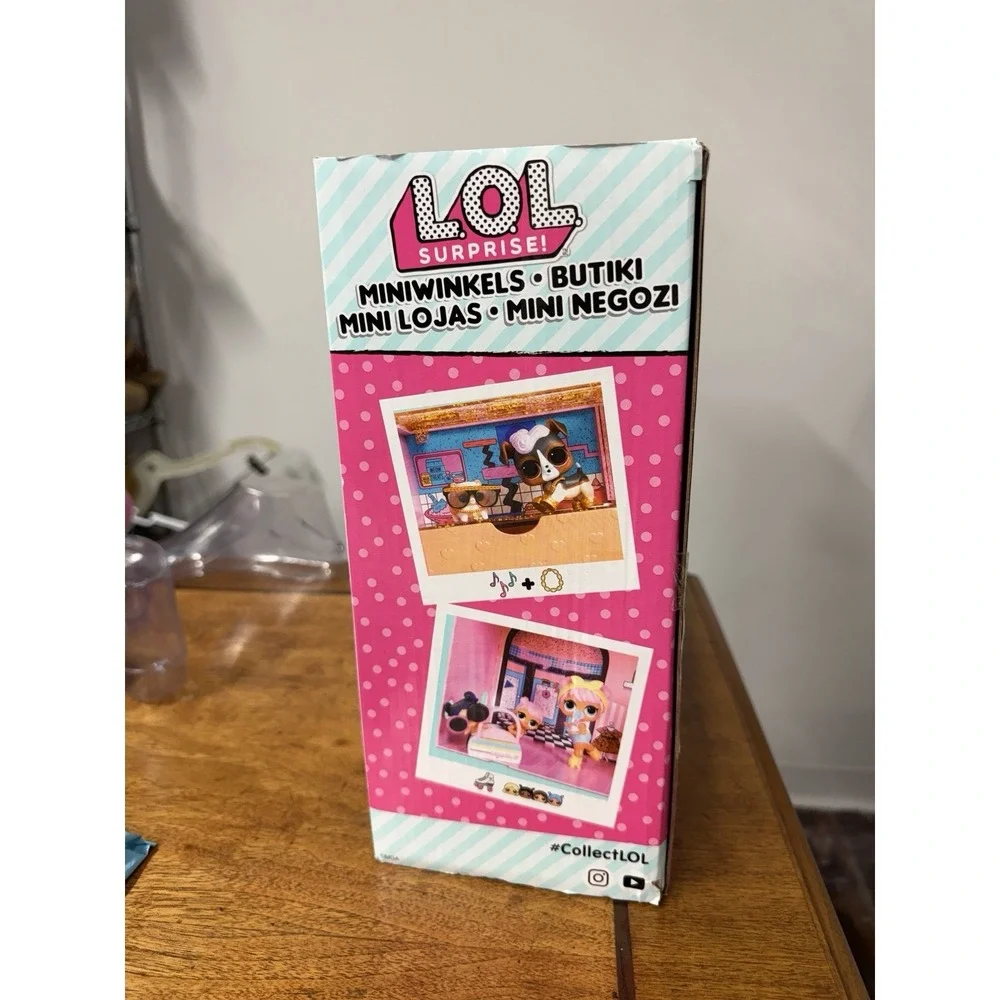 New LOL Surprise! 3-in-1 MINI SHOPS Playset Exclusive Doll Display Travel Case